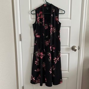 Ann Taylor sleeveless floral midi dress